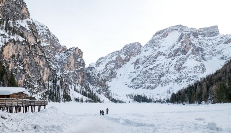 pragser wildsee winter