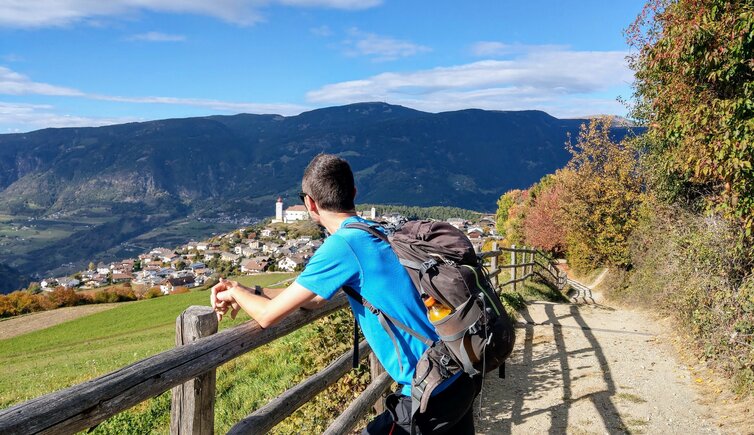 aussicht auf lajen herbst