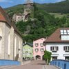 &Uuml;ber diese Br&uuml;cke fahren wir Richtung Stadtzentrum, von wo aus wir den Radweg des Eisacktales erreichen. Hoch oben thront die Burg Branzoll. Foto: BS, &copy; Peer