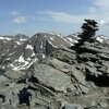 Arrivati in cima :-)! Ed anche se non &eacute; presenta una croce di vetta… il panorama &egrave; impressionante e ci ricompensa per tutte le fatiche! - Foto: ED, &copy; Peer