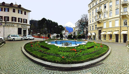 Sandplatz in Meran