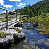 wasser abfluss gruensee le vert fanes lavarella huette