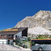 falzarego pass lagazuoi seilbahn bus