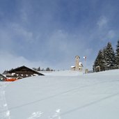 vigiljoch st vigil kirchlein winter und gasthof jocher