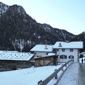 weg in pufler schlucht winter