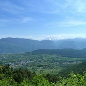 aussicht eppan montigglerwald dolomiten