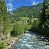 passer schluchtenweg bei gomion haeuser bei schram hof