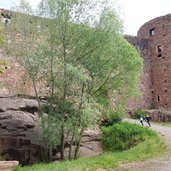 RS MMM Firmian Schloss Sigmundskron Aussenansicht Mauer