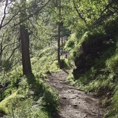 weg nr zur kasseler huette bei rein in taufers