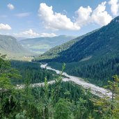 huettenwanderung im drei zinnen gebiet Fischleintal