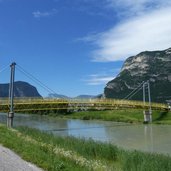 radweg bruecke bei laag kurtinig ponte pista ciclabile cortina adige