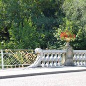 martin spitaler fotografiert auf postbruecke meran