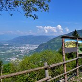 leiferer hoehenweg breitenberg blick richtung bozen