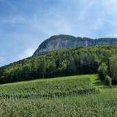 montan ortsteil kalditsch blick auf monte cislon