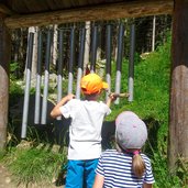 Ahrntal St Johann Hexensteig Klangspiel Kinder Mensch