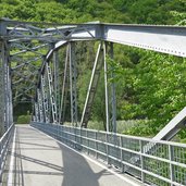 radweg bozen trento trient bei frizzi au bruecke