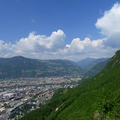 leiferer hoehenweg oberhalb st jakob blick auf bozen