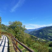 keschtnweg bei saubach entlang der barbianer strasse