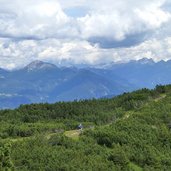 abfahrt am ruecken des roen