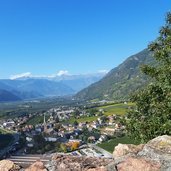 terlan von ruine neuhaus aus