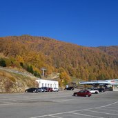 watles talstation praemajur herbst parkplatz