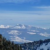 laugenalm blick richtung salten und villanderer berg