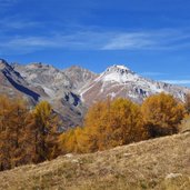 herbst sesvennagruppe ueber schlinigtal ab foellakopf fr