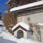 winter bei stuls egger hof kapelle st martin freske