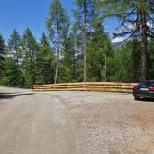 A parkplatz bei bergstation schraegbahn marmorbahn