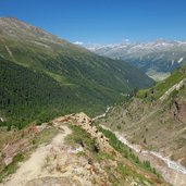 gletscherlehrpfad am kamm langtauferer tal