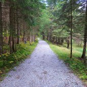 obere erzstrasse bei ridnaun dorf