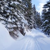 stuls weg nr b richtung egger grub alm winter