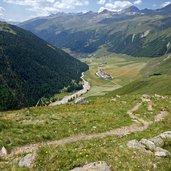 abstieg nach melag im langtauferer tal