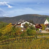 prissian herbst landschaft und st martin kirche