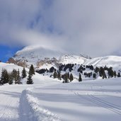rodelbahn zallinger seiseralm winter landschaft unter plattkofel