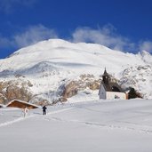 seiser alm winter zallinger plattkofel wanderer