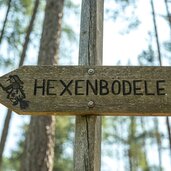 wegweiser hexenboedele