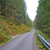 strasse von st anton innerpflersch richtung innerstein hoefe