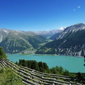 ausblick reschensee und lawinensicherung