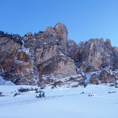 lavinores von rautal aus gesehen schatten winter