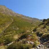 weg von sailer alm zu sailerjoch weg a und aussicht alpenspitze und seespitze fr