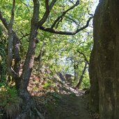 weg c gmund nach leuchtenburg aufstieg felsen