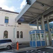 taufers im muenstertal zollstation grenze bei puntweil