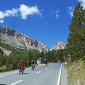 ofenpass auffahrt suesom give radfahrer