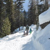 weg nr lyfialm nach enzianalm martelltal winter rodel