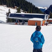 seiser alm winter puflatsch sessellift kabinenbahn talstation