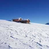 villanderer alm winter blick richtung dolomiten fr