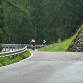 jaufenpass strasse bei kalch ratschings kehren radfahrer