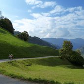 radfahrer bei voelser ried