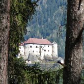 schloss rodenegg bei rodeneck